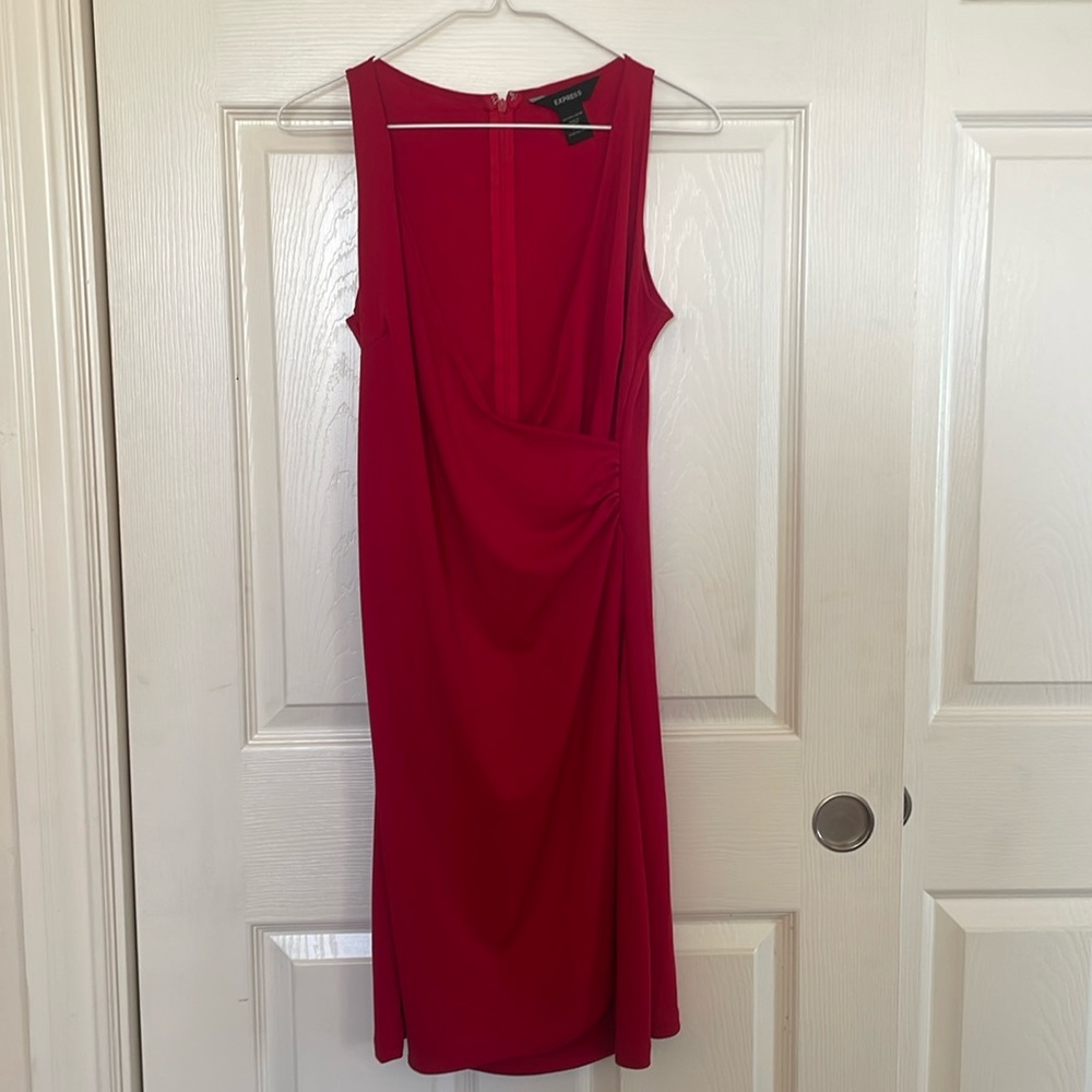 Classy Red Dress 💋